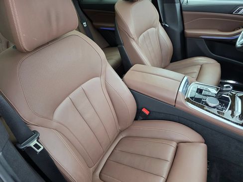 Used 2020 BMW X5 M50i w/ Premium Package AWD/4WD image 29