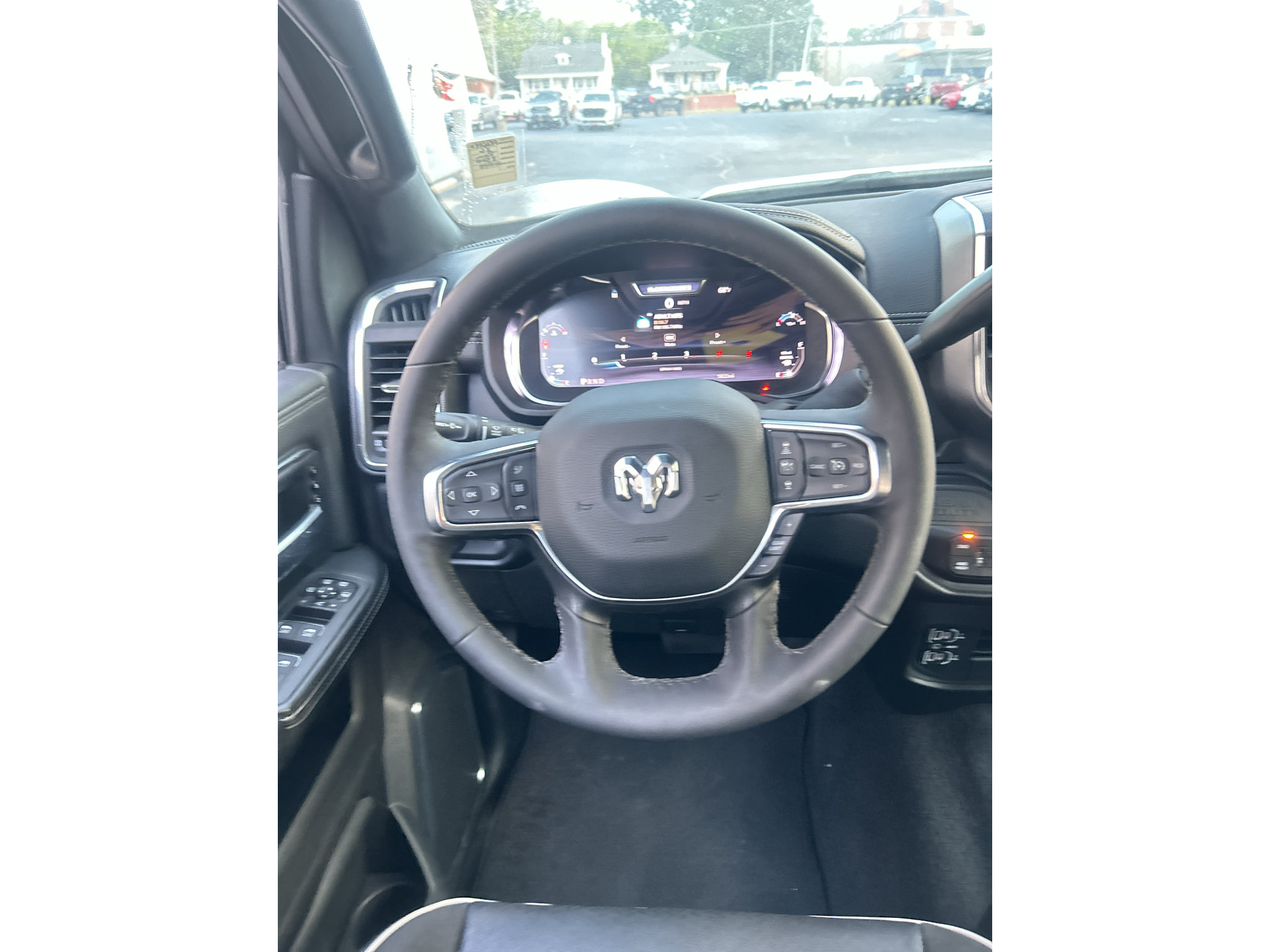 Used 2026 RAM 2500 Laramie AWD/4WD image 14