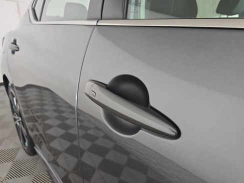 Used 2023 Nissan Sentra SR w/ Trunk Package image 7