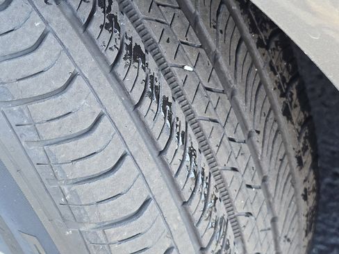 Used 2024 Nissan Altima 2.5 SV image 4