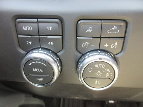 New 2026 GMC Sierra 1500 AT4 image 17