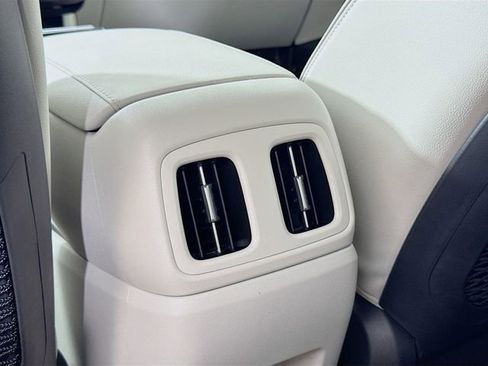 New 2026 Hyundai Tucson Limited FWD image 39