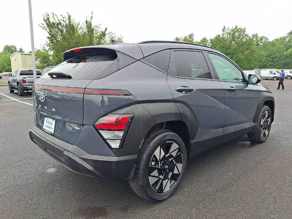 Used 2024 Hyundai Kona SEL AWD/4WD image 9