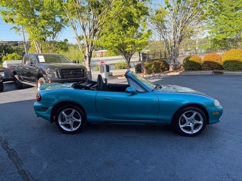 Used 2003 MAZDA MX-5 Miata RWD image 16