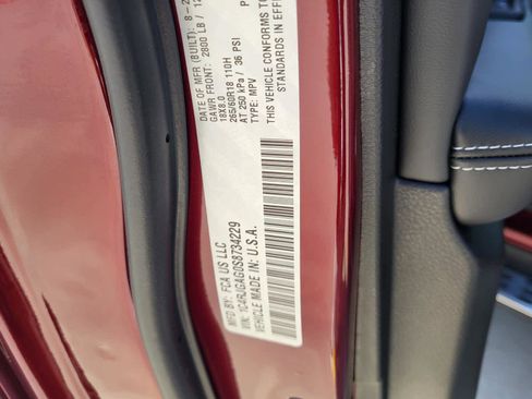 New 2025 Jeep Grand Cherokee Laredo X w/ Luxury Tech Group I image 22