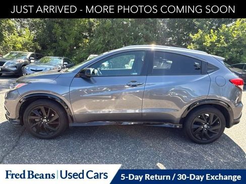 Used 2022 Honda HR-V Sport image 4