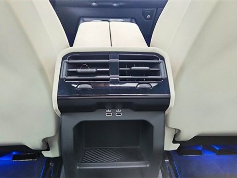 Used 2025 BMW 530i image 39