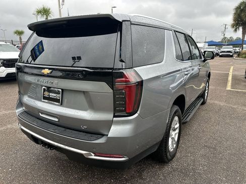 Used 2025 Chevrolet Tahoe LT AWD/4WD image 16