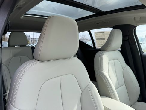 New 2026 Volvo XC40 B4 Plus w/ Protection Package image 9