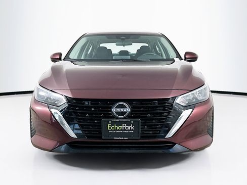 Used 2024 Nissan Sentra SV image 2