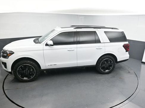 Used 2022 Ford Expedition Limited AWD/4WD image 23