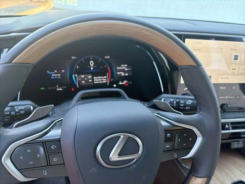 Used 2025 Lexus RX 350 Premium Plus image 11
