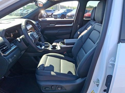 New 2026 GMC Terrain Elevation w/ Elevation Premium Package FWD image 10