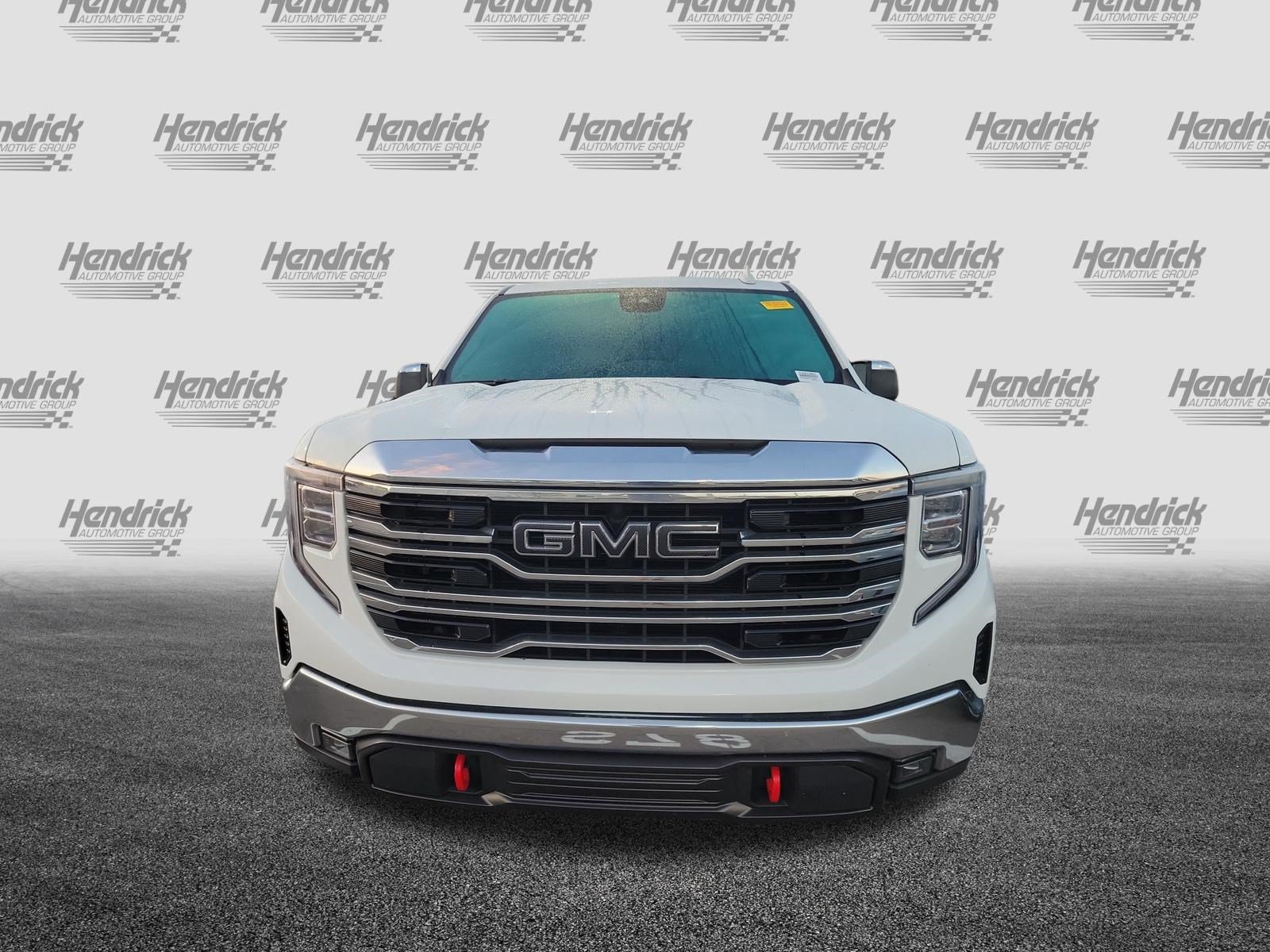 Used 2024 GMC Sierra 1500 SLT w/ SLT Premium Package AWD/4WD image 3