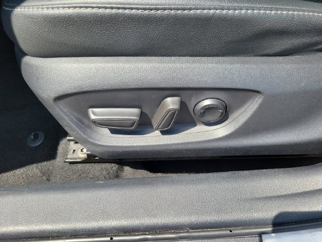 Used 2024 Toyota Camry XSE FWD image 21