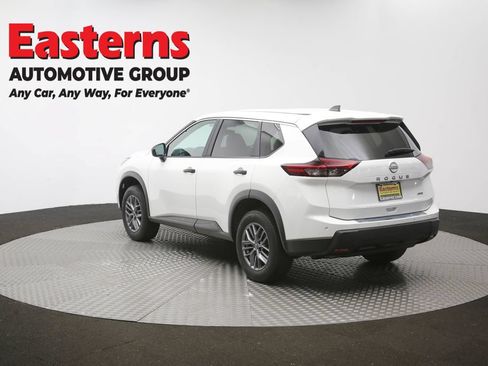 Used 2024 Nissan Rogue S AWD/4WD image 65