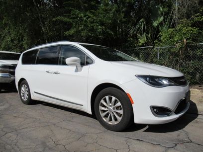 Used 2019 Chrysler Pacifica Touring-L