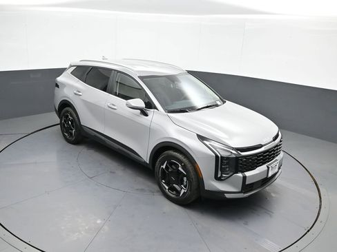 New 2026 Kia Sportage EX image 35