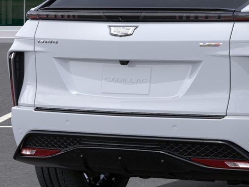 New 2026 Cadillac Lyriq V AWD/4WD image 14