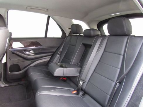 Used 2020 Mercedes-Benz GLE 450 4MATIC image 16