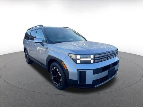 Used 2025 Hyundai Santa Fe SEL image 3