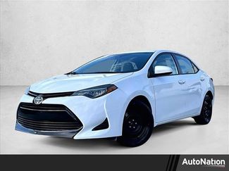 Used 2019 Toyota Corolla LE video 1