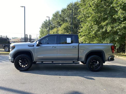 Used 2025 GMC Sierra 1500 Elevation w/ Elevation Premium Package AWD/4WD image 6