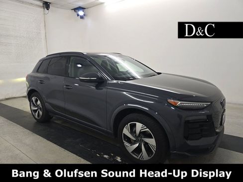 Used 2025 Audi Q6 e-tron Premium Plus w/ Premium Plus image 1