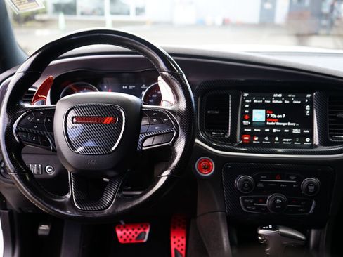 Used 2020 Dodge Charger Scat Pack w/ Navigation & Travel Group image 17