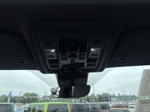 Used 2026 GMC Yukon Elevation w/ Elevation Premium Package AWD/4WD image 24