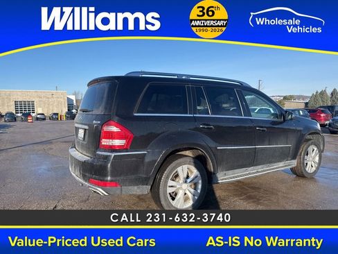 Used 2011 Mercedes-Benz GL 450 4MATIC image 5