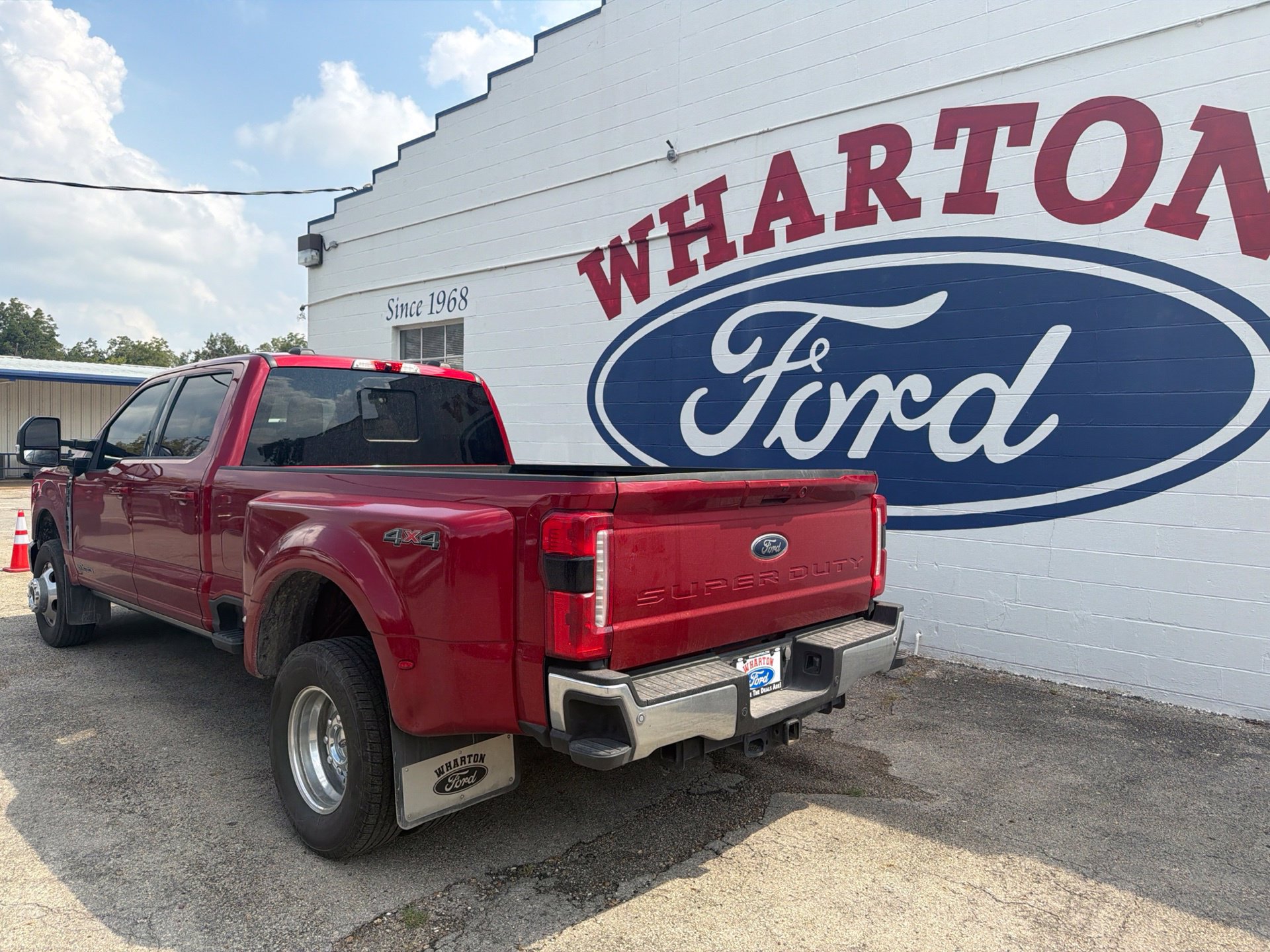 Used 2024 Ford F350 Lariat AWD/4WD image 5