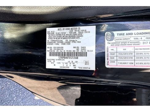 Used 2013 Ford Mustang Premium RWD image 33