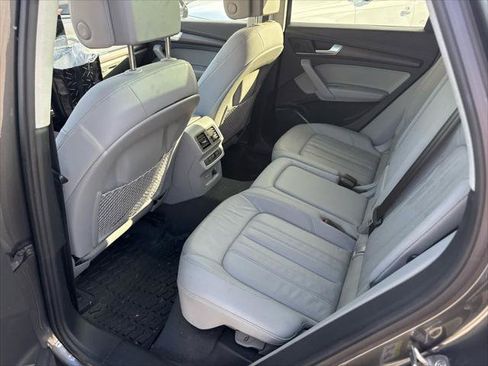 Used 2022 Audi Q5 2.0T Premium AWD/4WD image 3