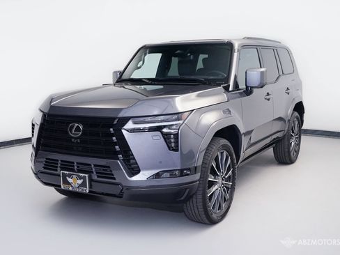 Used 2026 Lexus GX 550 AWD/4WD image 2