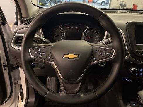 Used 2024 Chevrolet Equinox LT image 16