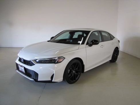 Used 2025 Honda Civic Sport Touring image 1