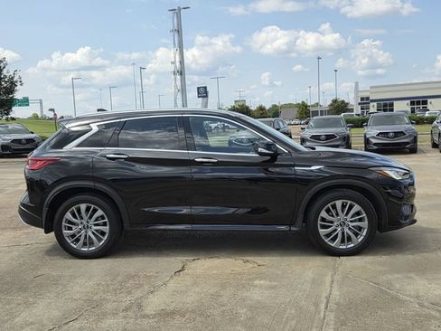 Used 2024 INFINITI QX50 Luxe FWD image 3