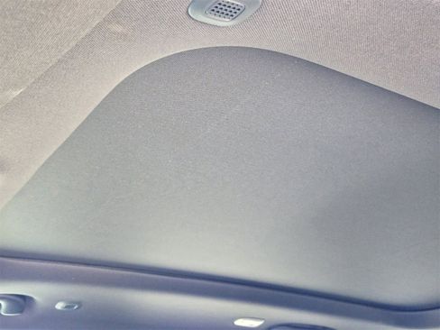 New 2025 Jeep Grand Cherokee Limited w/ Black Appearance Package image 24