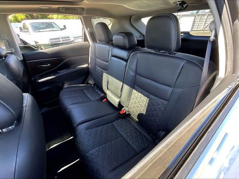 Used 2020 Nissan Murano Platinum image 27