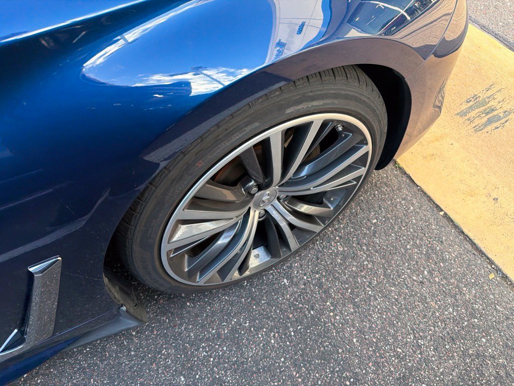 Used 2019 INFINITI Q60 3.0t Luxe w/ Cargo Package RWD image 12
