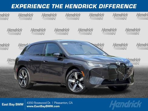 Used 2026 BMW iX xDrive45 AWD/4WD image 1