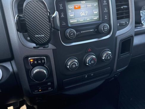 Used 2018 RAM 1500 Express w/ Express Value Package AWD/4WD image 8