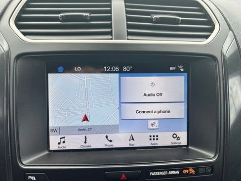 Used 2019 Ford Explorer XLT w/ Equipment Group 202A AWD/4WD image 19