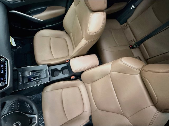 Used 2026 Toyota Corolla Cross XLE w/ Convenience Package FWD image 22