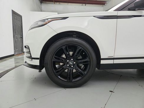 Used 2020 Land Rover Range Rover Velar R-Dynamic S AWD/4WD image 32