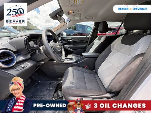 Used 2024 Chevrolet Trax LS FWD image 13