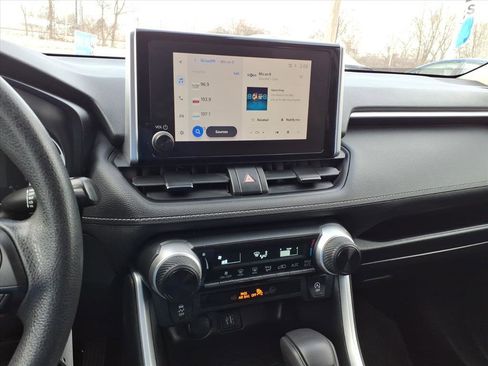 Used 2023 Toyota RAV4 LE image 18