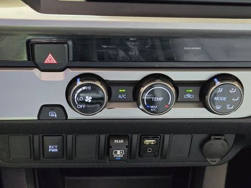 Used 2026 Chevrolet TrailBlazer LS AWD/4WD image 14