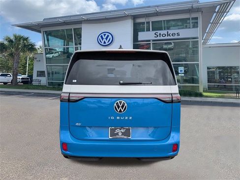New 2025 Volkswagen ID. Buzz Pro S Plus image 5